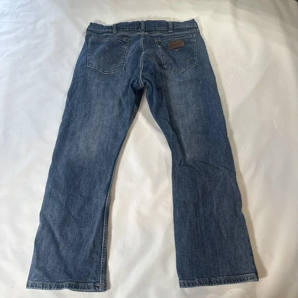 Wrangler Retro Jeans Mens 38 x 30 Blue Slim Boot Cut Denim Western Cowboy Rock - Picture 4 of 8